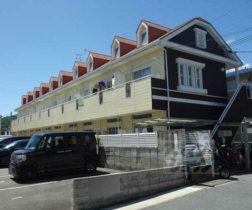 クリスタ山科 2階建