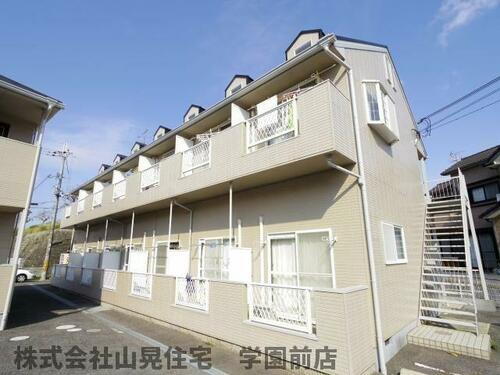 奈良県奈良市百楽園１丁目 築32年5ヶ月 2階建