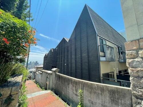 クレセンティア神戸・北野 2階建