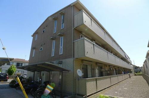 グランジュスト 3階建