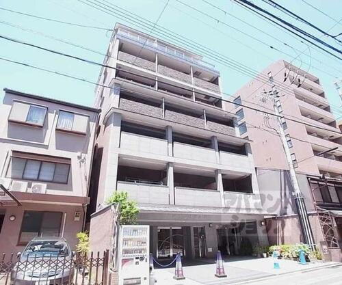 ベラジオ富小路 7階建