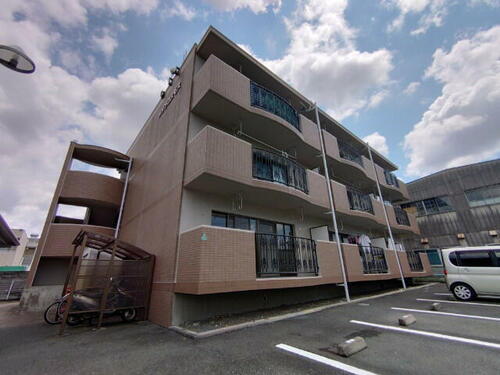静岡県浜松市中央区高丘北２丁目 3階建 築27年10ヶ月