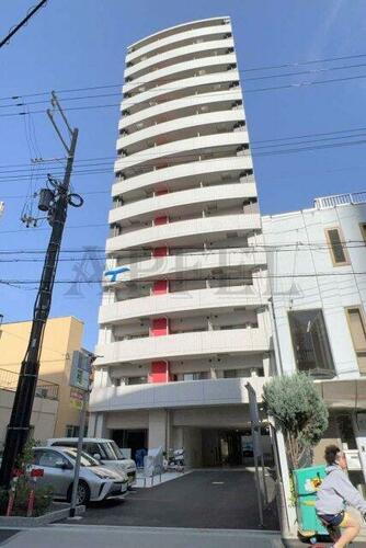 セレニテ中崎町リアン 15階建