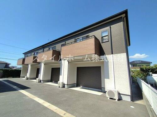 愛知県豊橋市新栄町字牟呂下 テラスハウス