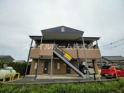 愛知県豊橋市新栄町字新田中 賃貸アパート