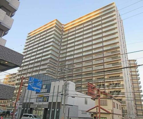 クラッシィハウス京都六地蔵　ブライトタワー棟 20階建