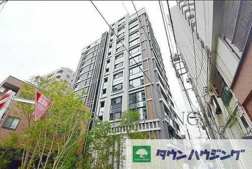 東京都新宿区南山伏町 地上13階地下1階建 築3年