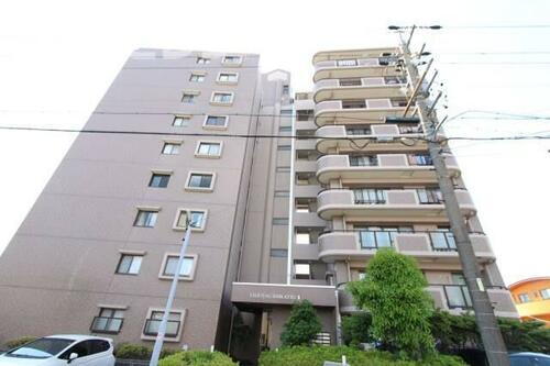 シャトー師勝Ⅲ 9階建