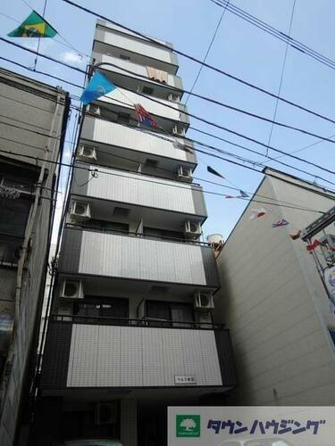 東京都北区赤羽１丁目 8階建