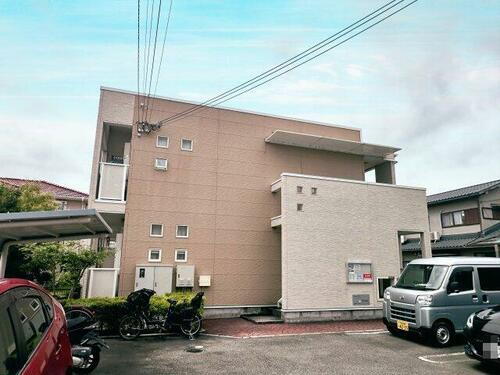 ブリーゼＫ 2階建