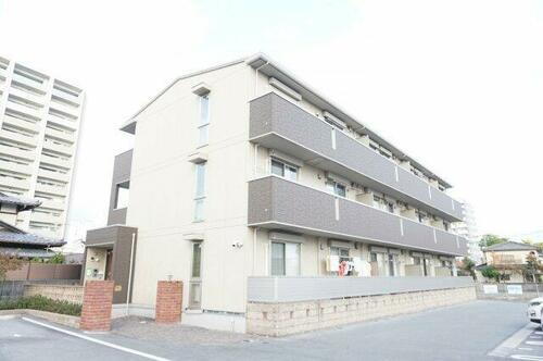 熊本県熊本市西区二本木３丁目 築10年11ヶ月 3階建