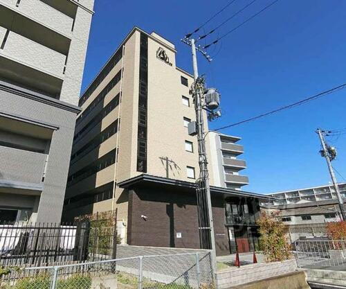 京都府京都市右京区太秦下角田町 築4年11ヶ月 7階建