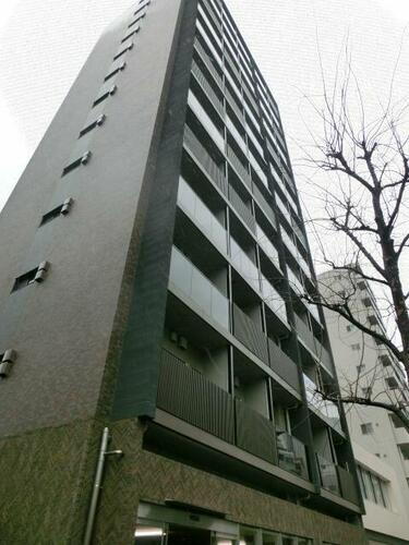 パークキューブ西新宿 13階建