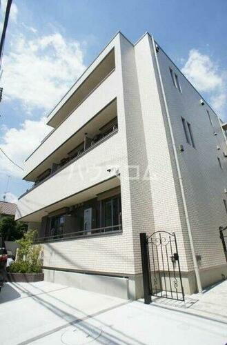 ジュネス明大前 3階建