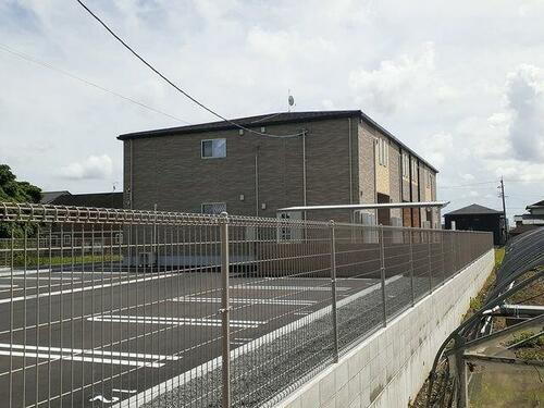 愛知県豊川市三蔵子町中荒古 賃貸アパート