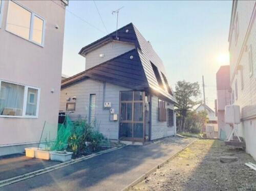 北海道札幌市手稲区前田二条３丁目 築48年6ヶ月 2階建