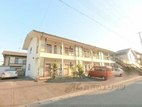 京都府京都市北区上賀茂池端町 2階建
