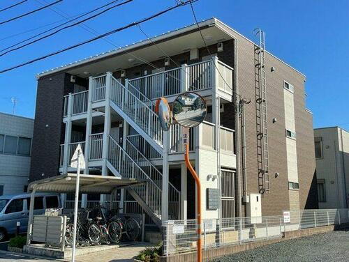 埼玉県坂戸市緑町 3階建 築6年10ヶ月