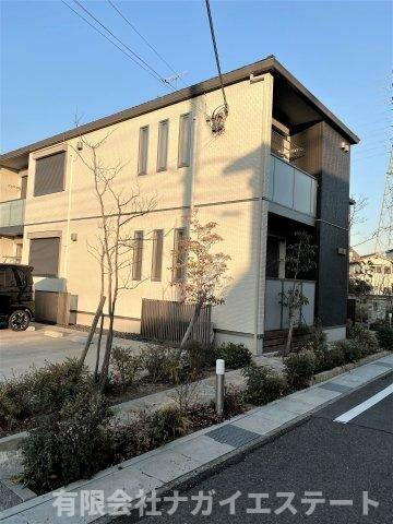 加東市上滝野（ＣＩＮＱ　ＥＴＯＩＬＥ）