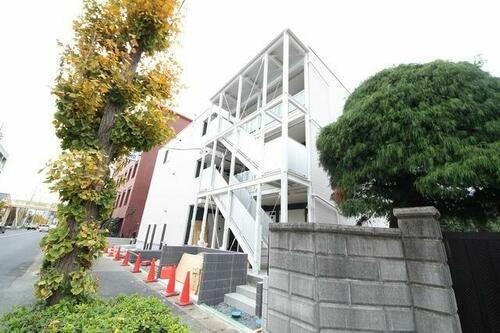 埼玉県さいたま市浦和区針ヶ谷２丁目 3階建 築6年6ヶ月