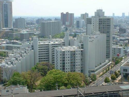 埼玉県さいたま市中央区上落合１丁目 地上21階地下1階建 築48年6ヶ月