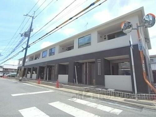 京都府京都市山科区東野百拍子町 2階建