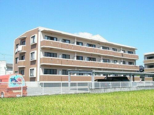 福岡県久留米市梅満町 3階建 築22年8ヶ月