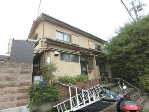 京都府京都市山科区北花山市田町 2階建