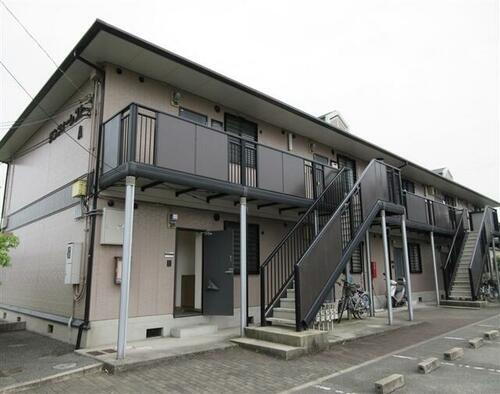 サンフォーレストＡ 2階建