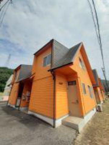 出原コーポ 2階建