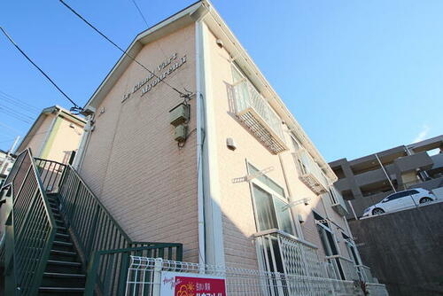 グランヴェール妙蓮寺　Ａ棟 2階建