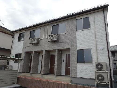 山形県山形市城西町５丁目 2階建