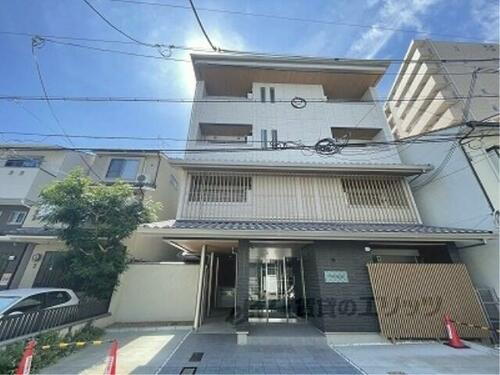 京都府京都市上京区十四軒町 築5年10ヶ月 4階建