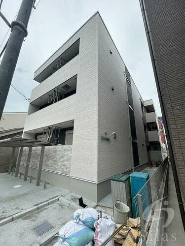 大阪府東大阪市横沼町１丁目 3階建 