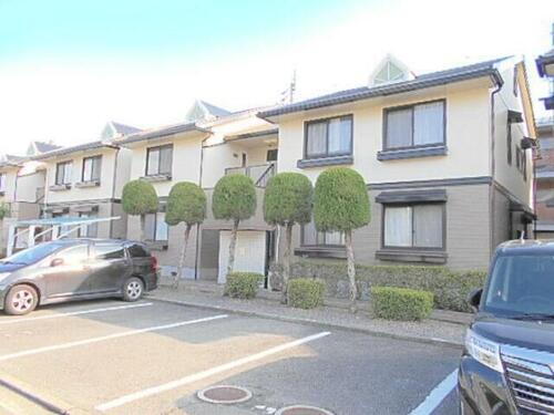 セジュールいくしＣ棟 2階建