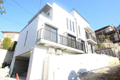 ＷＨＩＴＥ　ＶＩＬＬＡ．Ｎ