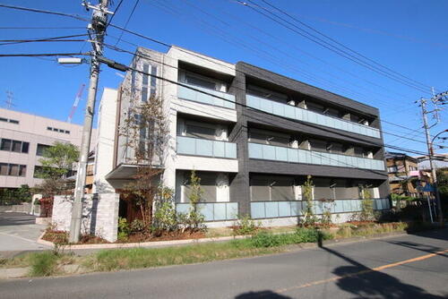 ベルフォーレ湘南 3階建