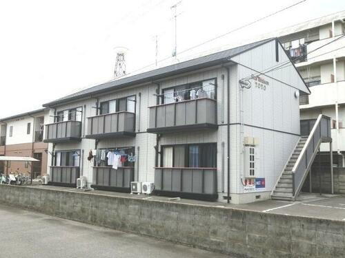 シャーメゾンＴＯＹＯ 2階建