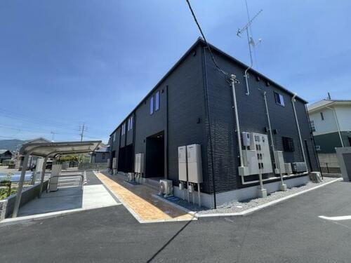 愛媛県東温市志津川 賃貸アパート