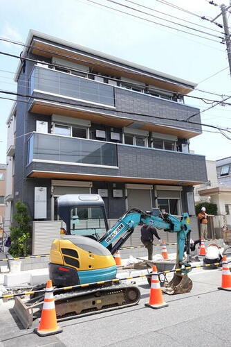 メゾン　フレール 3階建