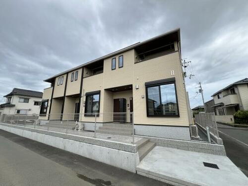 愛媛県伊予郡松前町大字南黒田 賃貸アパート