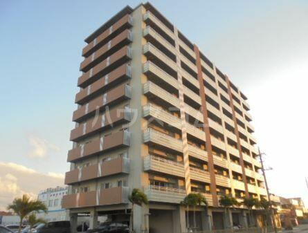 ライオンズ宜野湾ベイサイドアリーナ 10階建