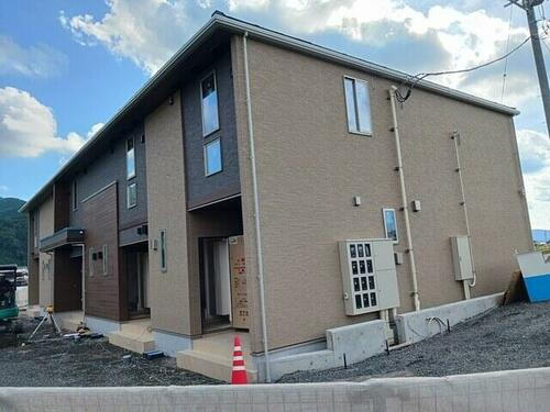 メゾンモンタン