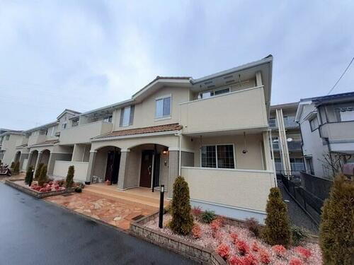 愛媛県松山市西石井５丁目 賃貸アパート