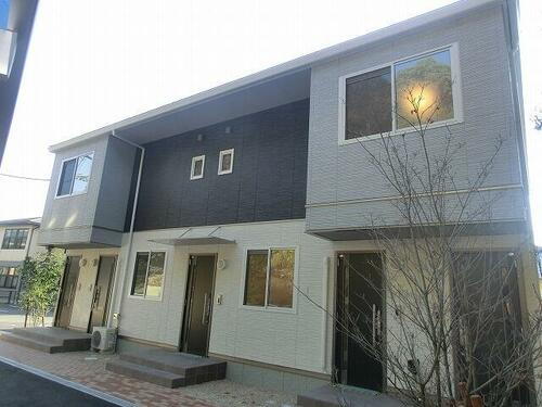 愛媛県松山市天山２丁目 賃貸アパート