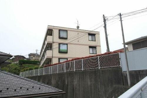 神奈川県横浜市青葉区千草台 3階建 築30年4ヶ月
