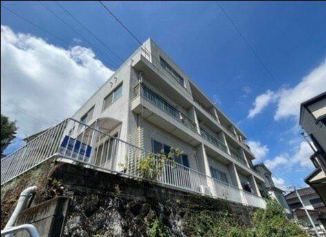 コーポ上小島 3階建