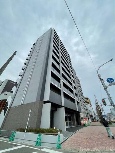 福岡県福岡市博多区中呉服町 12階建