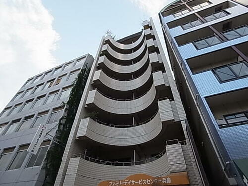 サンコート神戸 9階建