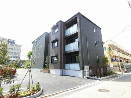ＲＩＣＨ　ＦＩＥＬＤ 3階建